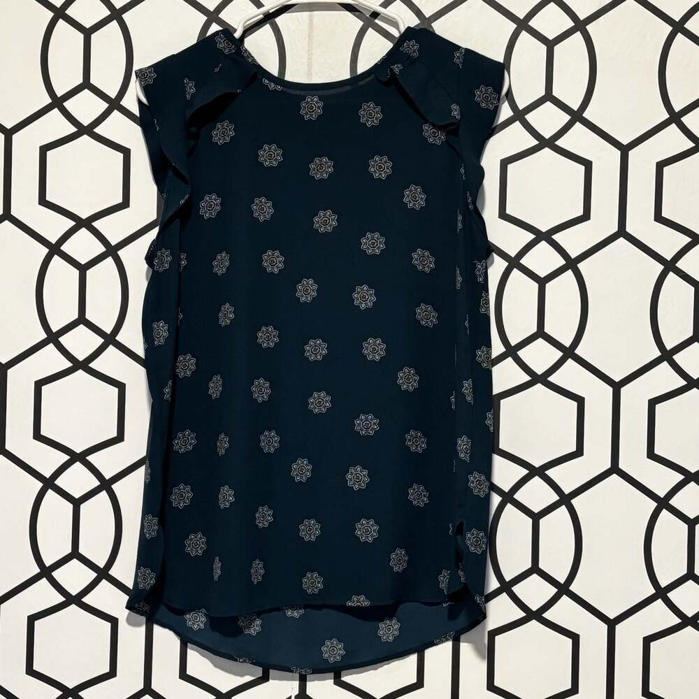 LOFT Sleeveless Ruffle Shoulder Blouse with Floral Medallion Print Size Small